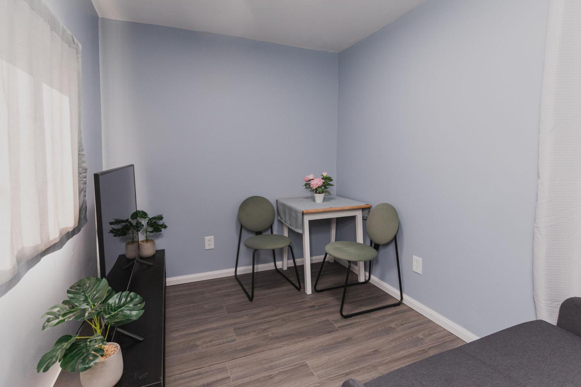 Avenir Centre Suite - Near Nbcc, Moncton Hospital, Airport 멍크턴 외부 사진