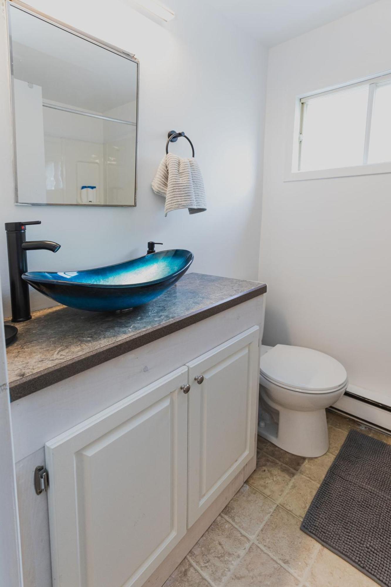 Avenir Centre Suite - Near Nbcc, Moncton Hospital, Airport 멍크턴 외부 사진