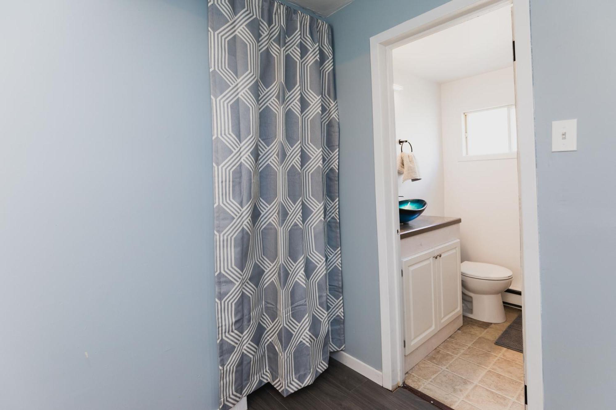 Avenir Centre Suite - Near Nbcc, Moncton Hospital, Airport 멍크턴 외부 사진